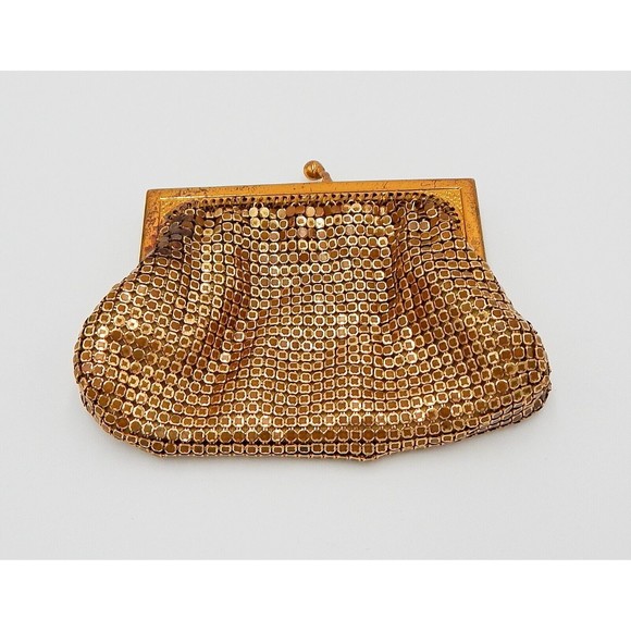 Whiting And Davis Coin Purse Women 2684 Gold Mesh Made in USA 3 x 4 Vintage - Picture 2 of 9
